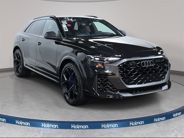 2026 Audi RS Q8 performance