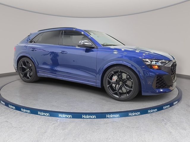 2026 Audi RS Q8 performance