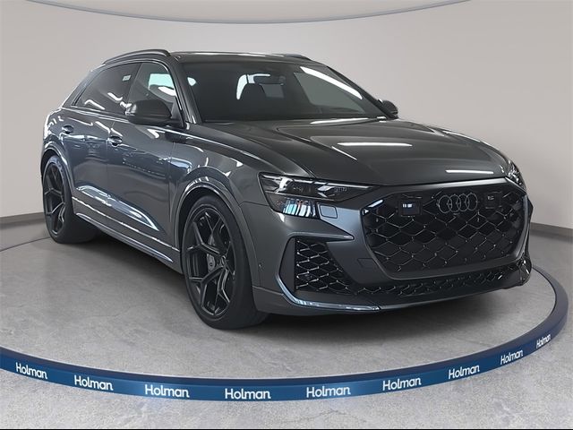 2026 Audi RS Q8 performance