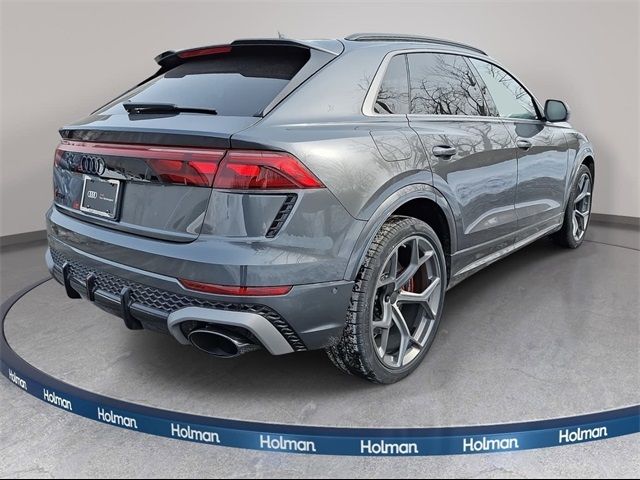 2026 Audi RS Q8 performance