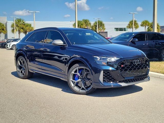 2026 Audi RS Q8 performance