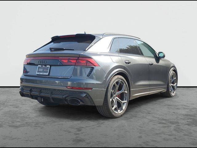 2026 Audi RS Q8 performance