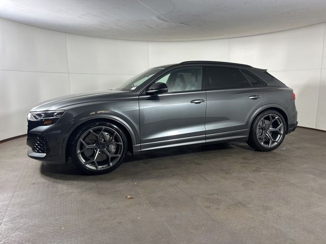 2026 Audi RS Q8 performance