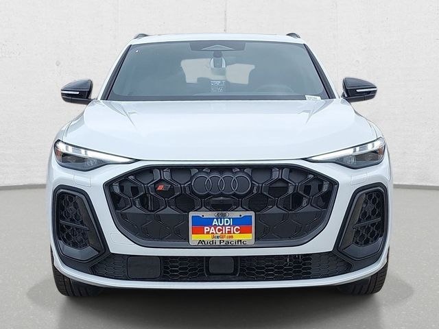 2026 Audi SQ5 Premium Plus