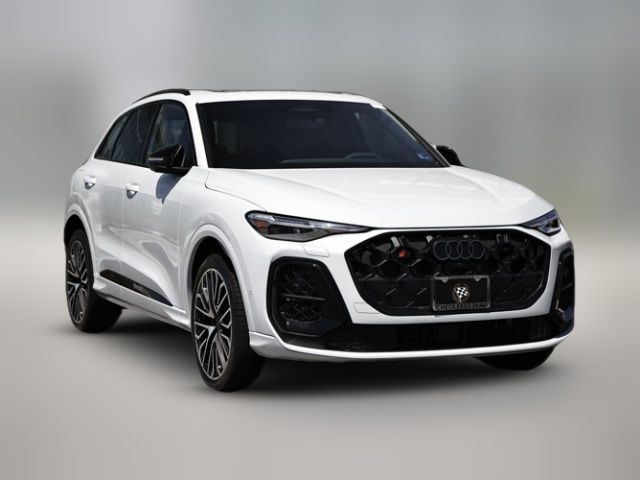 2026 Audi SQ5 Premium Plus