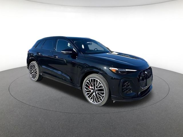 2026 Audi SQ5 Premium Plus