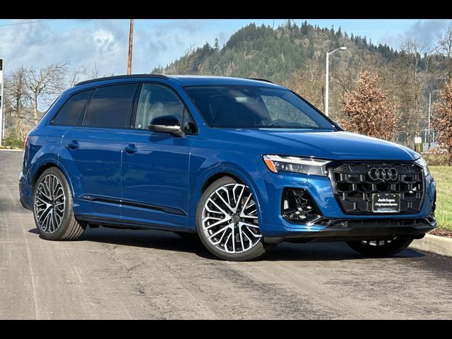 2026 Audi SQ7 Premium Plus