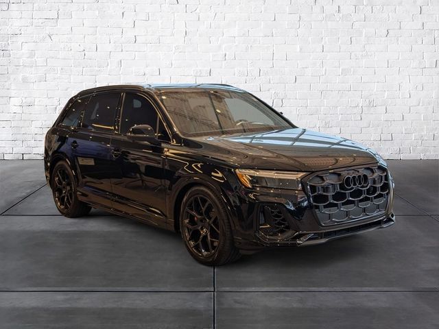2026 Audi SQ7 Premium Plus