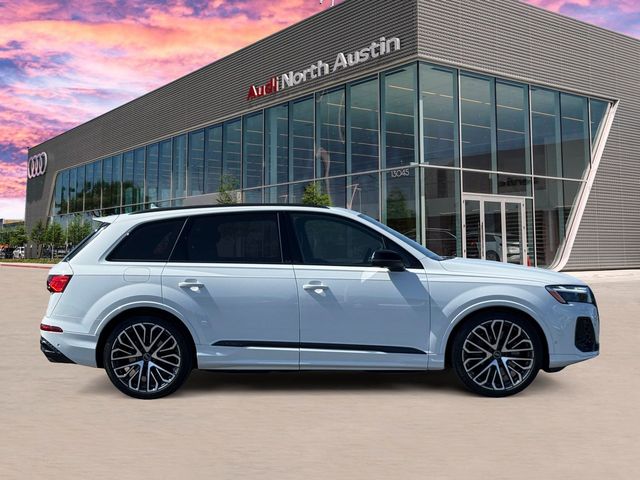 2026 Audi SQ7 Prestige
