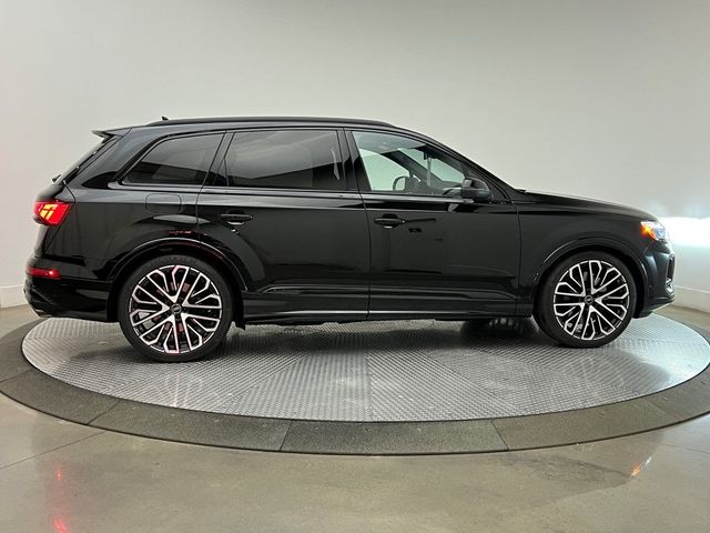 2026 Audi SQ7 Prestige