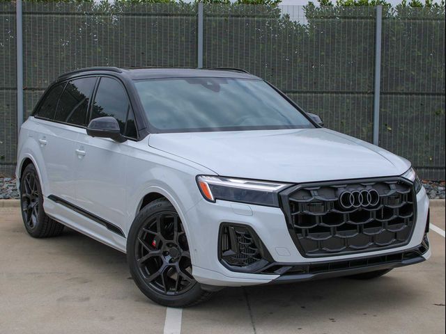 2026 Audi SQ7 Premium Plus