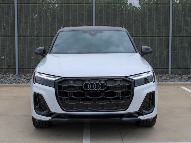 2026 Audi SQ7 Premium Plus