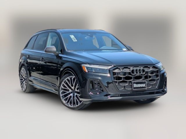 2026 Audi SQ7 Premium Plus