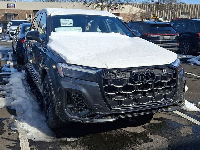 2026 Audi SQ7 Premium Plus