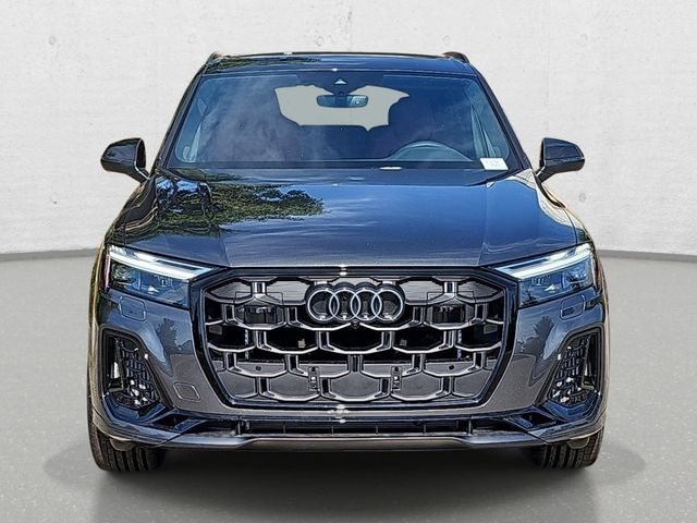 2026 Audi SQ7 Premium Plus