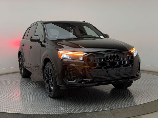 2026 Audi SQ7 Premium Plus