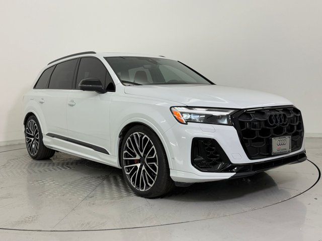 2026 Audi SQ7 Premium Plus