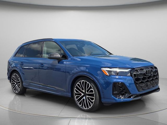 2026 Audi SQ7 Premium Plus