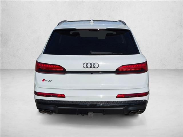 2026 Audi SQ7 Premium Plus
