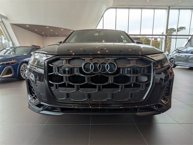 2026 Audi SQ7 Premium Plus
