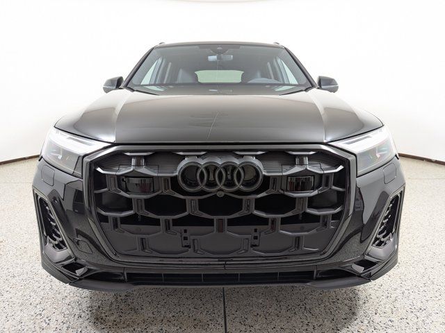 2026 Audi SQ7 Premium Plus