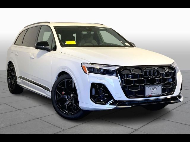 2026 Audi SQ7 Premium Plus