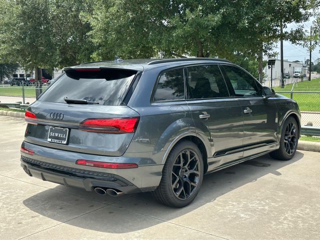 2026 Audi SQ7 Premium Plus