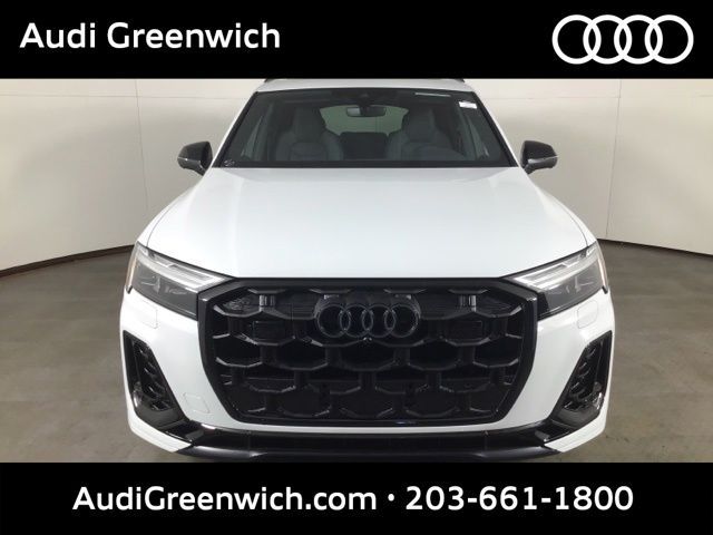 2026 Audi SQ7 Premium Plus