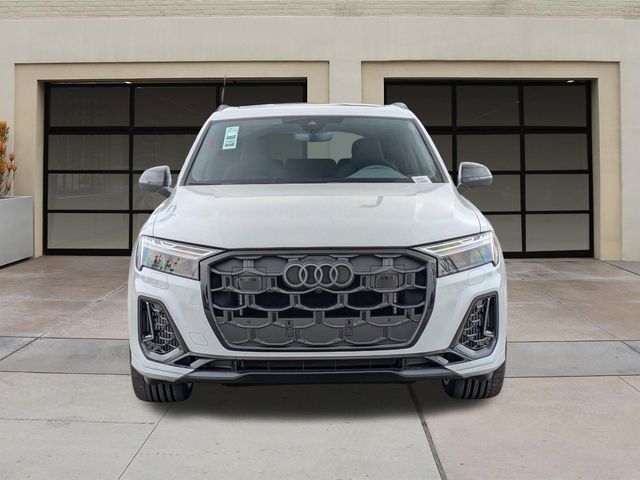 2026 Audi SQ7 Premium Plus