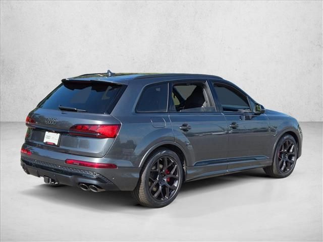 2026 Audi SQ7 Prestige