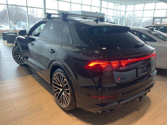 2026 Audi SQ8 Prestige