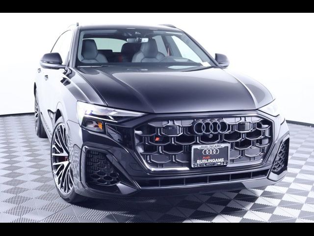 2026 Audi SQ8 Prestige