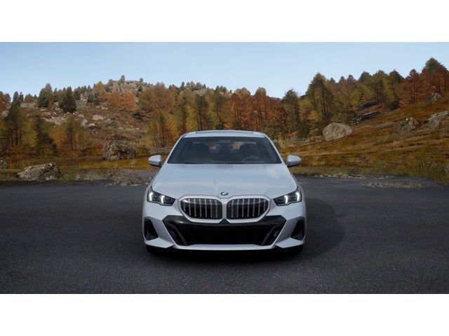 2026 BMW 5 Series 530i