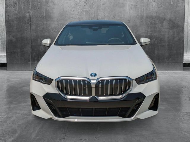 2026 BMW 5 Series 550e xDrive