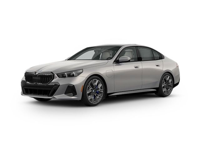 2026 BMW 5 Series 550e xDrive