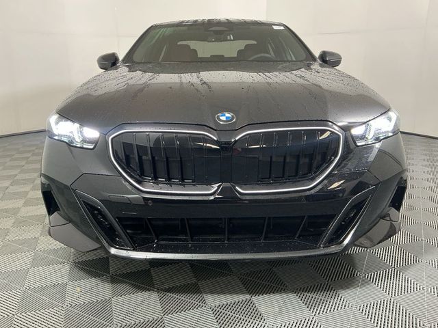 2026 BMW 5 Series 530i
