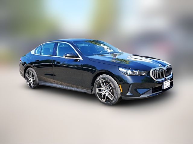 2026 BMW 5 Series 530i