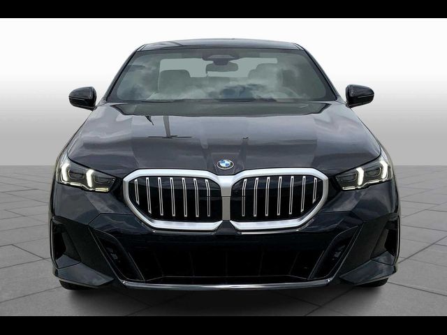 2026 BMW 5 Series 530i