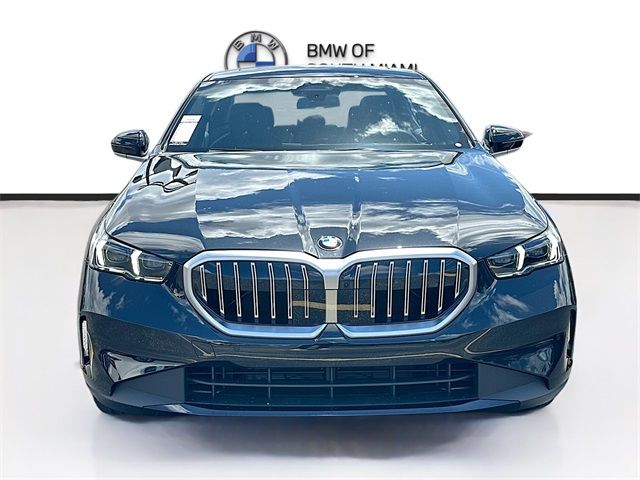 2026 BMW 5 Series 530i