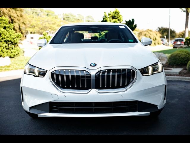 2026 BMW 5 Series 530i