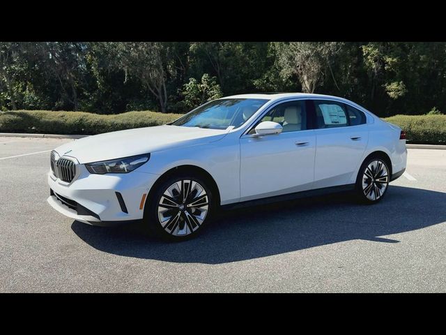 2026 BMW 5 Series 530i