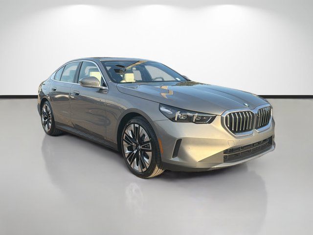 2026 BMW 5 Series 530i