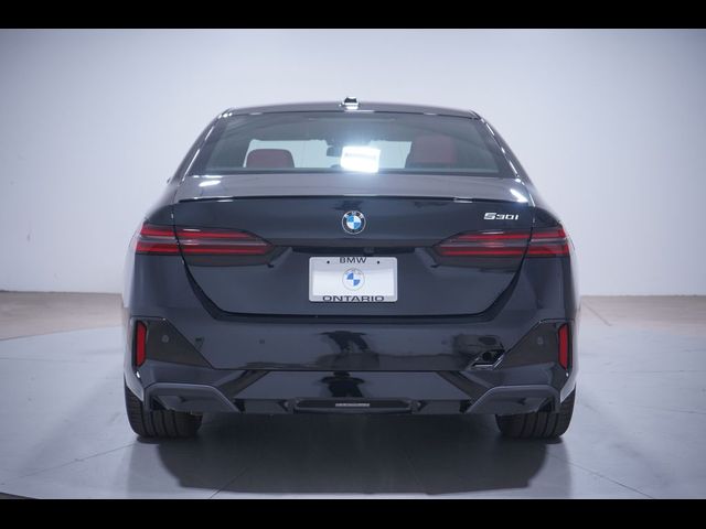 2026 BMW 5 Series 530i