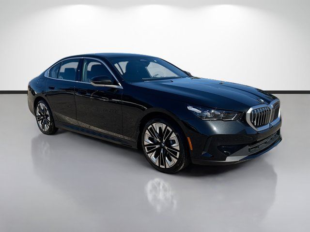 2026 BMW 5 Series 530i