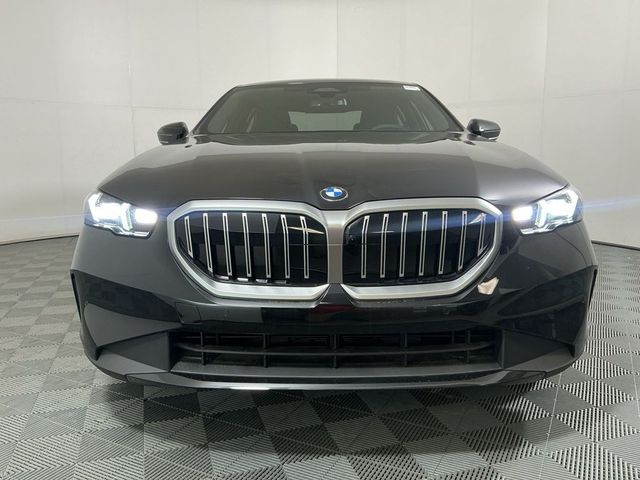 2026 BMW 5 Series 530i