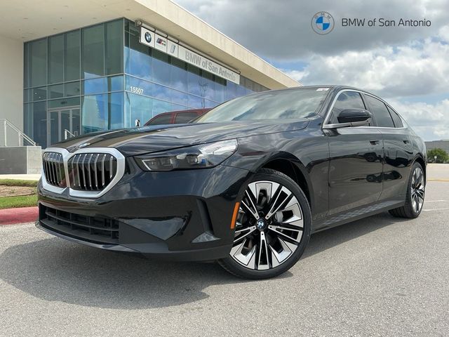 2026 BMW 5 Series 530i