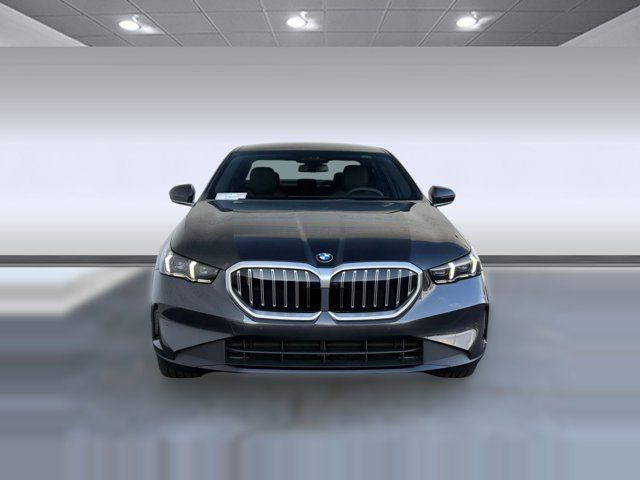 2026 BMW 5 Series 530i