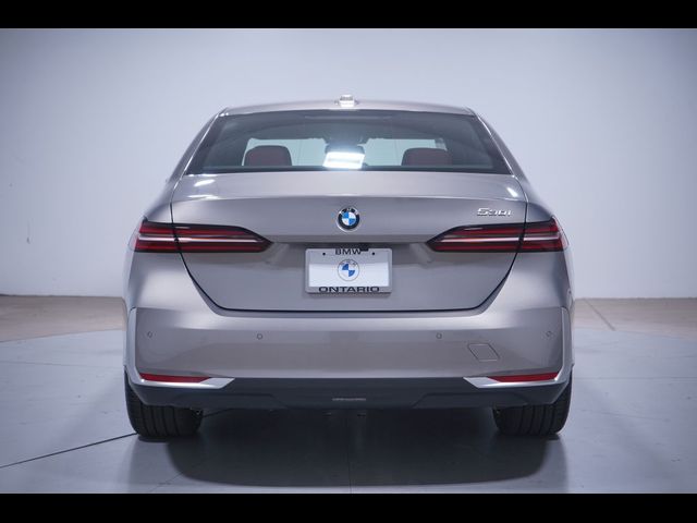 2026 BMW 5 Series 530i