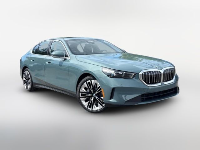 2026 BMW 5 Series 530i