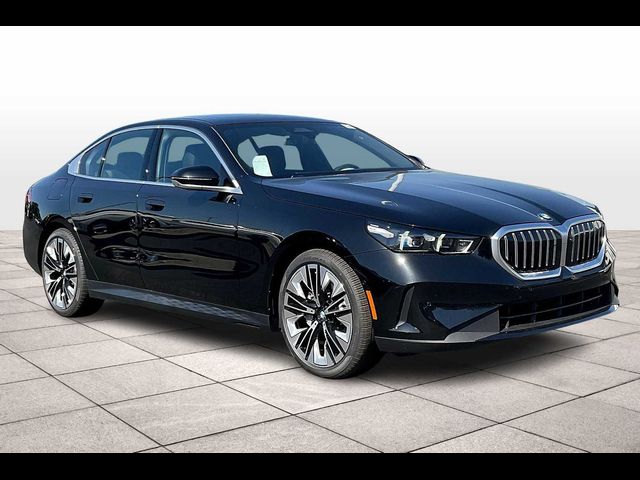 2026 BMW 5 Series 530i